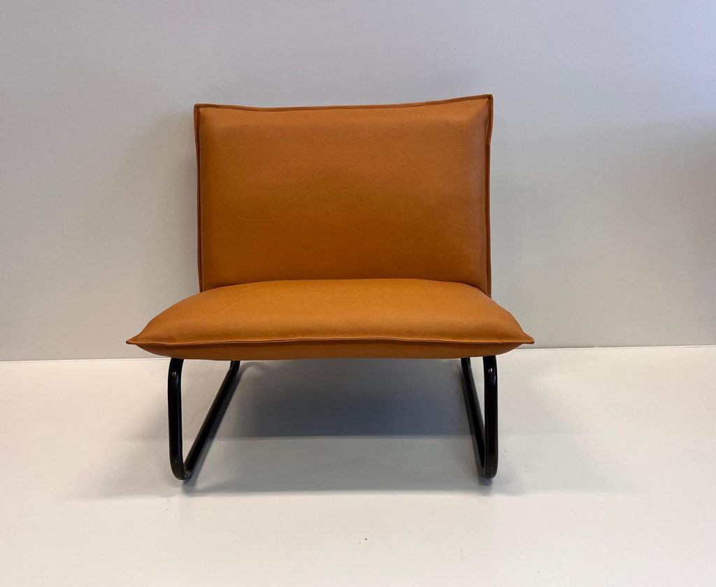 21896425-5aa4-4e6e-a253-c072e8311995