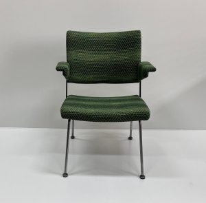 e0f3201e-30fd-4905-a1c7-b9d5e9e49ac8